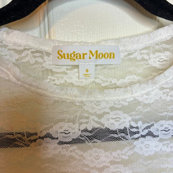 Sugar Moon NWT Sheer Lace Top Crop Size S White Egret Floral Coquette Stretch - Picture 5 of 8